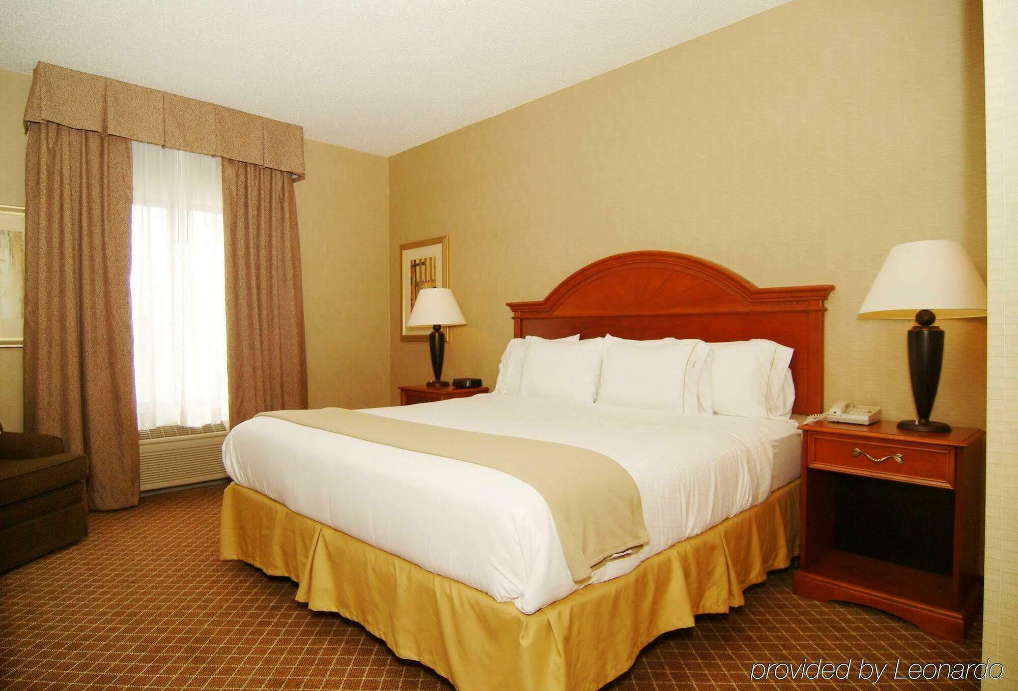 Holiday Inn Express Hotel & Suites Cedar Rapids I-380 At 33Rd Avenue, An Ihg Hotel Ruang foto