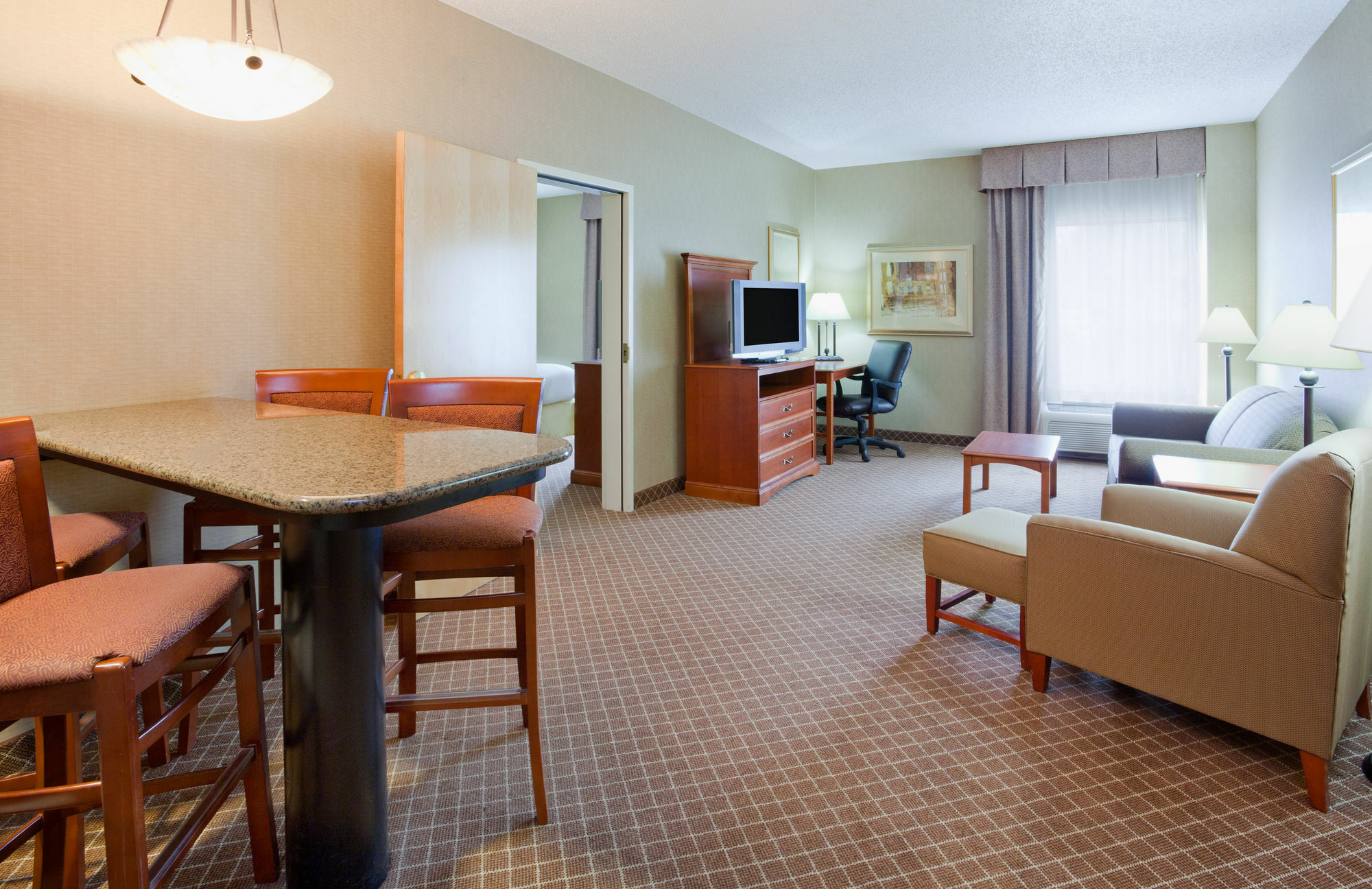 Holiday Inn Express Hotel & Suites Cedar Rapids I-380 At 33Rd Avenue By Ihg Bagian luar foto